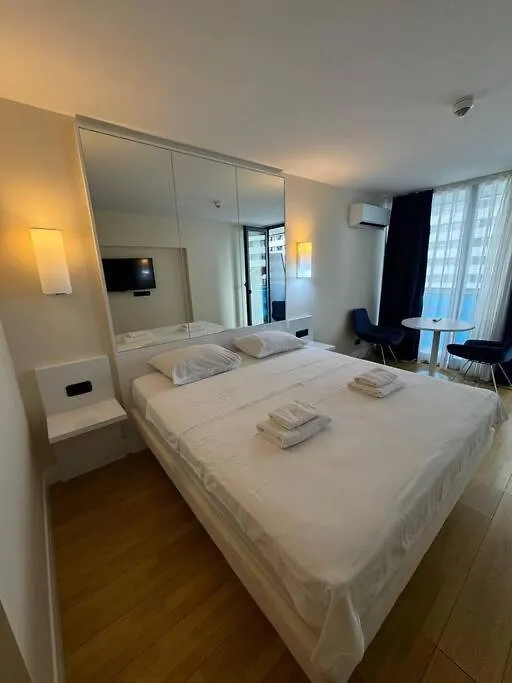 Dream Apartment Batumi 0*,